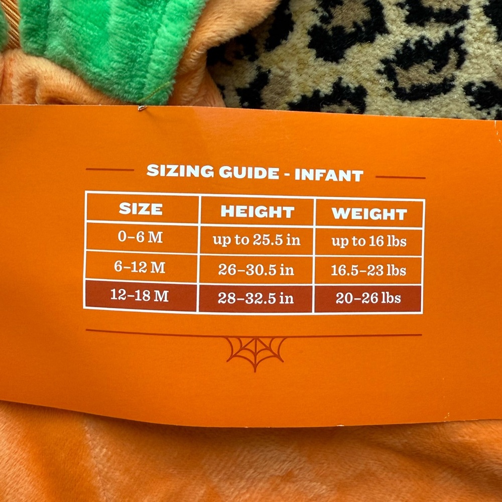 Pumpkin costume (12-18 months) (NWT) - Picture 9 of 13